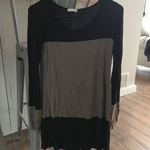 Beige and black tunic